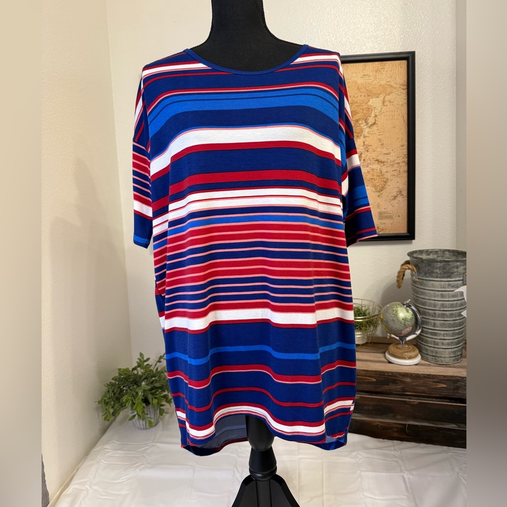 Lularoe Irma striped tee Size XS